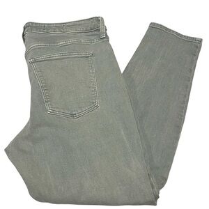 Universal Thread Mid Rise Stretch Skinny Jeans Size 12